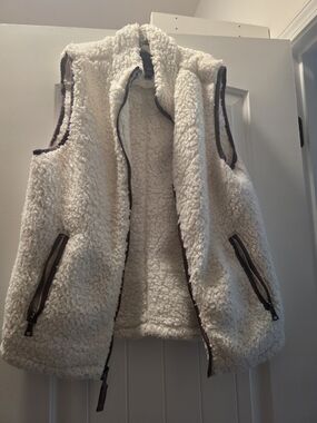 True Grit Cream Sherpa Zip Vest
